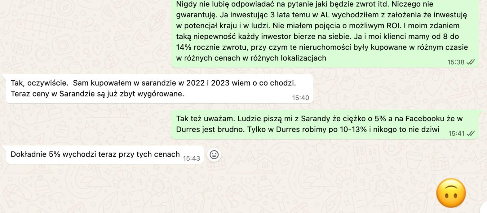 Rozmowa z właścicielem nieruchomości w Sarandzie